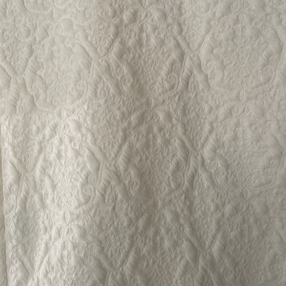 Banana Republic off white dress shirt - Picture 2 of 5